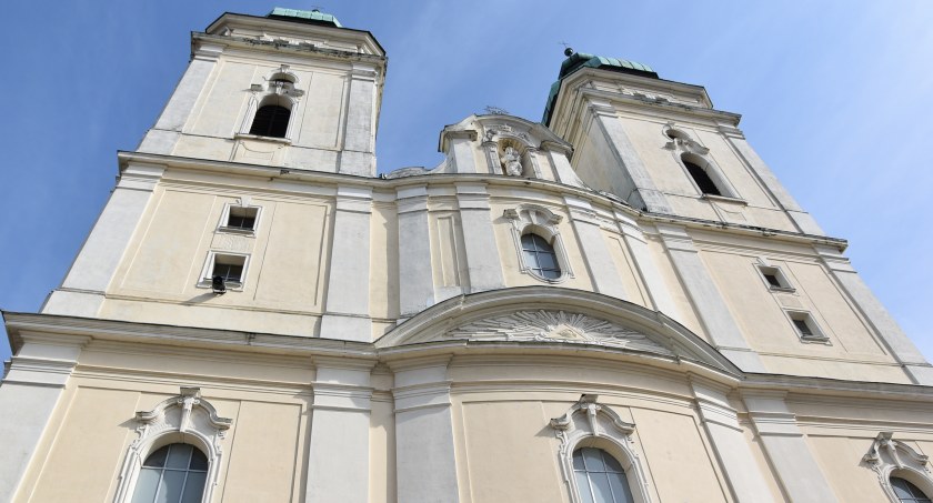 Piła dostała 500 tys. zł na renowację elewacji i wnętrza Kościoła pw. Świętej Rodziny (Fot. Agnieszka Świderska)