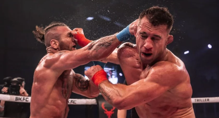 Fot. Bartłomiej Król pokonał Anthonyego Holmesa w czwartej rundzie (Fot.@bkfc_uk)