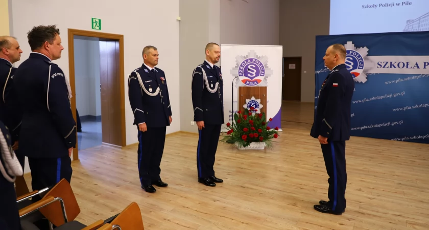 Uroczyste wprowadzenie nowego komendanta Szkoły Policji w Pile insp. Marka Ujazdy (Fot. Szkoła Policji w Pile)