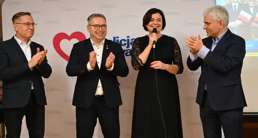 Wieczór wyborczy w sztabie Koalicji Obywatelskiej w Pile (Fot. Agnieszka Świderska)