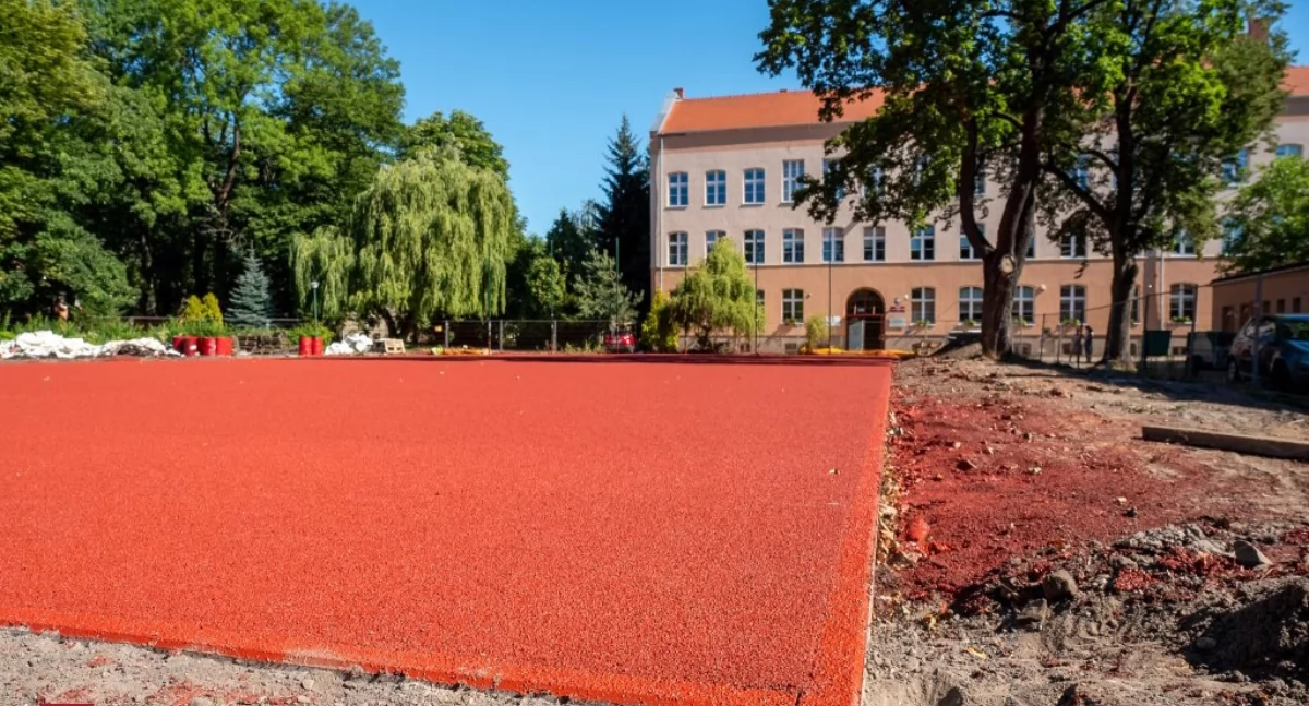 Sportowa inwestycja przy pilskim Ekonomie (Fot. Starostwo Powiatowe w Pile)