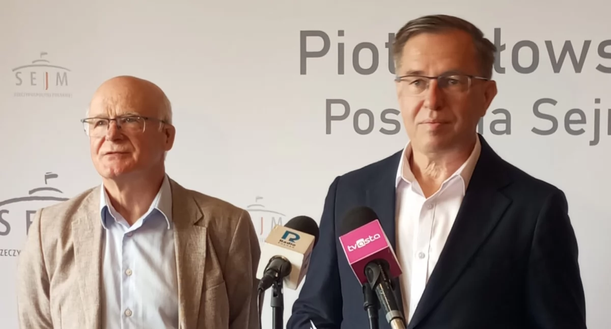 Konferencja posła Piotra Głowskiego dotycząca nowelizacji ustawy o niemarnowaniu żywności (Fot. PilaOnline)