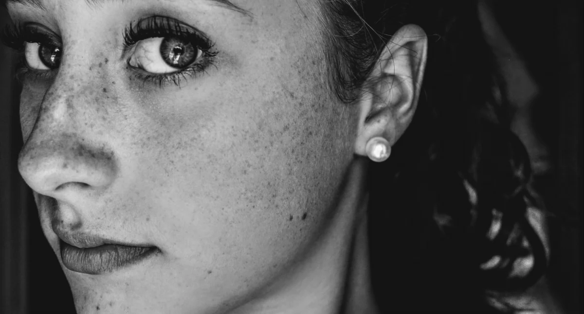 Tematem konkursu fotograficznego jest portret (Fot. pexels)
