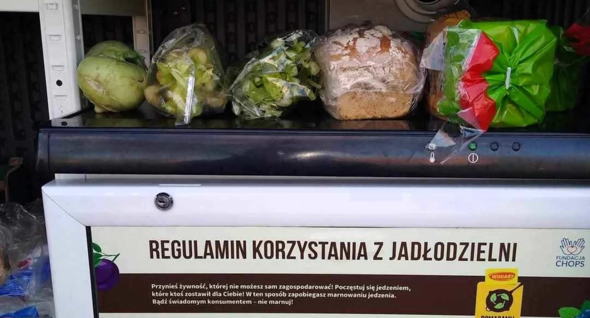 Świąteczne niewykorzystane produkty można zostawić w jadłodzielni (Fot.PilaOnline.pl))