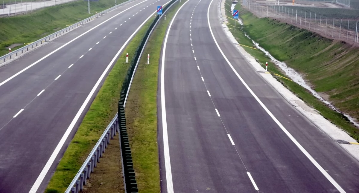 W ciągu dwóch ostatnich lat szczecińska GDDKiA podpisała umowy na realizację siedmiu odcinków S10 między Szczecinem i Wałczem (Fot. Agnieszka Świderska)