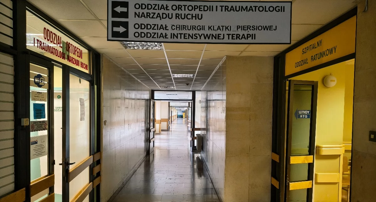 Wiadomości, Rekordowe kraju zarobki szpitalu Powodem - zdjęcie, fotografia