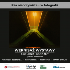 Pila-nieoczywista-plakat-Plakat-1x1-1