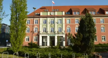 Piotr Głowski w Sejmie. Beata Dudzińska i Krzysztof Szewc tracą stanowiska w Urzędzie Miasta