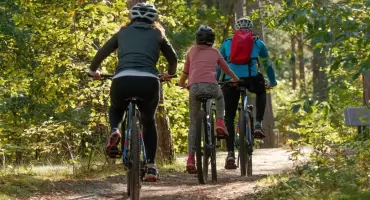 Lato na rowerze. PTTK Piła zaprasza na Wakacyjne Soboty Na Dwóch Kółkach