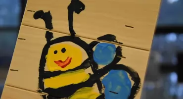 Jak w ulu. Rodzinny piknik pszczelarski na Okrzei