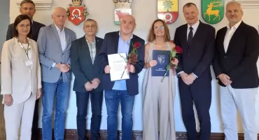 Nauczyciele z powiatowych szkół z awansami