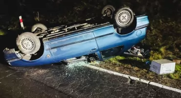 Groźne dachowanie. Kierowca był w sztok pijany