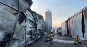 Pożar w zakładzie chemicznym