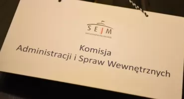 Maria Janyska zwołała specjalne posiedzenie komisji MSWiA. Chodzi o SAFE