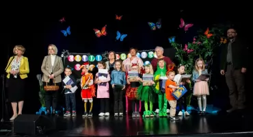 Kiedy słowa zyskują skrzydła. Relacja z 23. edycji powiatowego konkursu „Bractwo Brzechwy, Tuwima i innych autorów” 